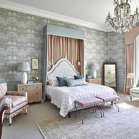 Leonardslee House At Leonardslee Lakes & Gardens Horsham Bagian luar foto
